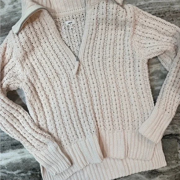 Aerie Cable Car Quarter Zip Sweater
Oversized Fit - Picture 4 of 5